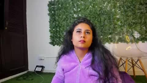 Snapshot of laurynjeffers chatting on April 30, 3:29 pm LaurynJeffers online show from April 30, 3:29 pm