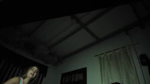 Snapshot of lauu_g chatting on May 13, 9:50 am Lauu G online show from May 13, 9:50 am