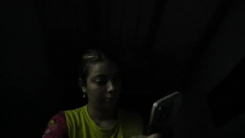 Snapshot of lauu_g chatting on June 4, 9:59 am Lauu G online show from June 4, 9:59 am