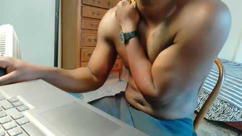 lavanderbrown online show from October 14, 5:14 pm