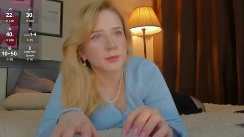 Snapshot of lavender_tender chatting on June 2, 9:17 pm Lav online show from June 2, 9:17 pm