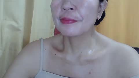 Snapshot of lavine1983 chatting on July 19, 1:53 am lavine1983 online show from July 19, 1:53 am