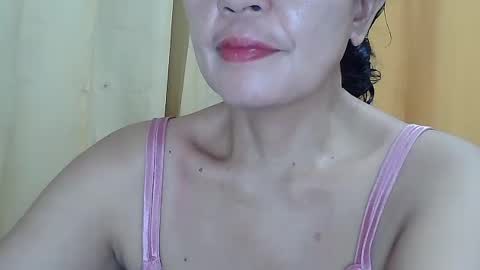 Snapshot of lavine1983 chatting on July 20, 8:39 am lavine1983 online show from July 20, 8:39 am