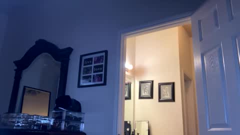 Snapshot of lavishly69 chatting on September 30, 1:10 am Brownsugar69 online show from September 30, 1:10 am