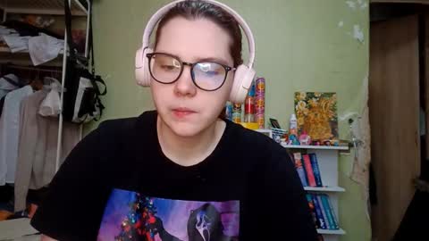 Adeline online show from March 3, 6:41 am