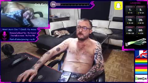 Snapshot of law_leek chatting on December 17, 6:14 pm Leek online show from December 17, 6:14 pm