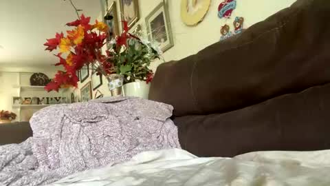 Snapshot of lawrencegreg106 chatting on May 4, 5:53 pm lawrencegreg106 online show from May 4, 5:53 pm