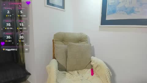 Snapshot of lay_lah chatting on May 29, 1:03 am laylaah online show from May 29, 1:03 am