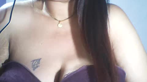Snapshot of layanah12 chatting on June 16, 6:43 pm layanah12 online show from June 16, 6:43 pm