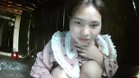 Snapshot of layla_999 chatting on April 23, 6:36 am layla_999 online show from April 23, 6:36 am