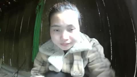 Snapshot of layla_999 chatting on May 3, 1:55 am layla_999 online show from May 3, 1:55 am