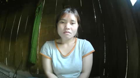 Snapshot of layla_999 chatting on May 5, 10:45 am layla_999 online show from May 5, 10:45 am