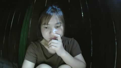 Snapshot of layla_999 chatting on May 15, 11:17 am layla_999 online show from May 15, 11:17 am