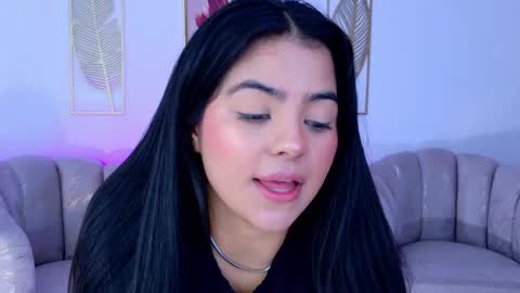 Snapshot of layla_breezee_ chatting on April 29, 5:30 pm Layla Breezee online show from April 29, 5:30 pm
