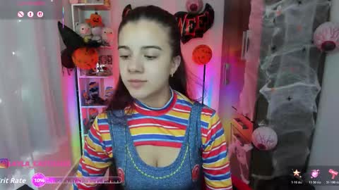 Layla online show from October 20, 3:23 pm