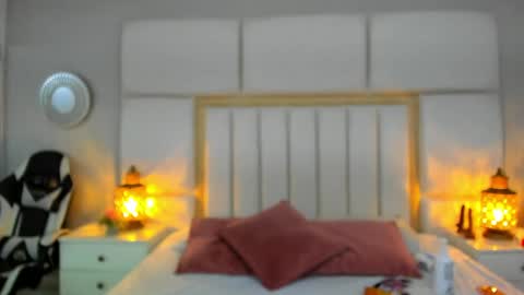 Snapshot of laylaadoll_ chatting on May 1, 7:07 pm Lau online show from May 1, 7:07 pm