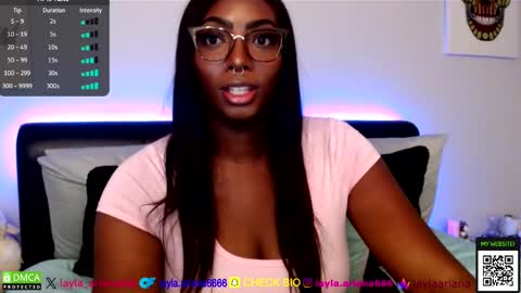 laylaariana online show from October 7, 2:20 am