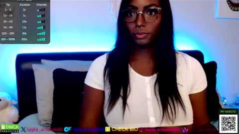 laylaariana online show from October 9, 2:31 am