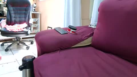 kelly online show from March 26, 4:56 pm