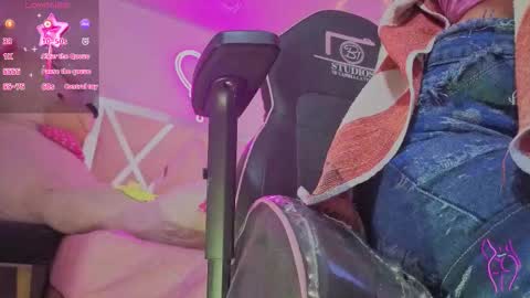 laylafoxy_tay online show from February 2, 11:20 am