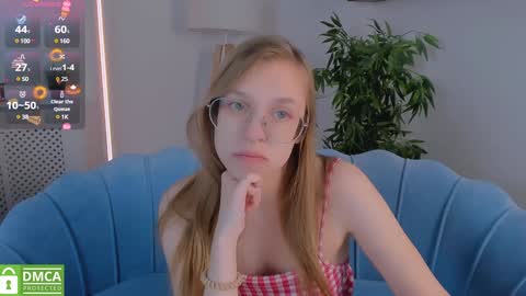 layriantavee online show from January 4, 6:52 am