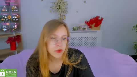 layriantavee online show from September 10, 6:02 am