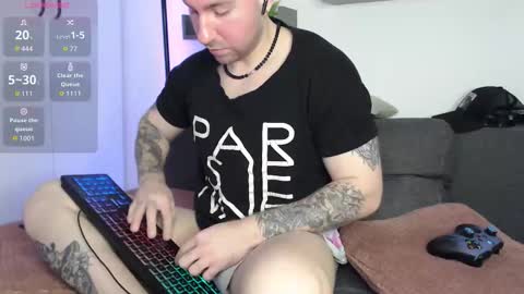 Laz online show from November 28, 2:47 am