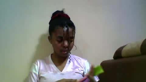 lea96546 online show from November 1, 5:04 pm