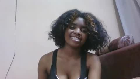 lea96546 online show from November 18, 6:01 pm