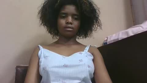 lea96546 online show from March 30, 5:52 am