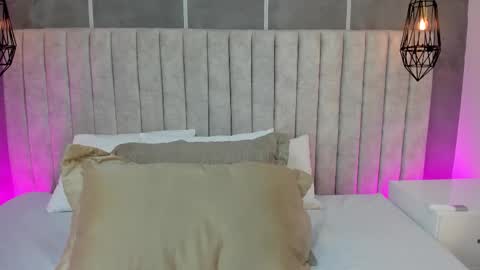    online show from October 24, 6:37 pm