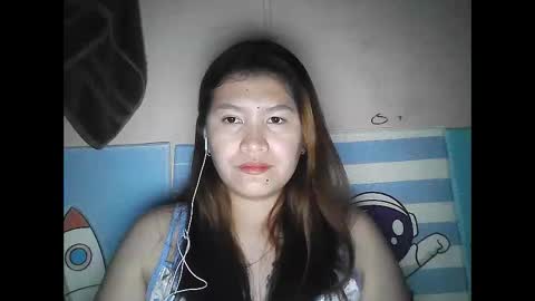 Snapshot of lea_morena chatting on October 2, 3:52 pm lea_morena online show from October 2, 3:52 pm