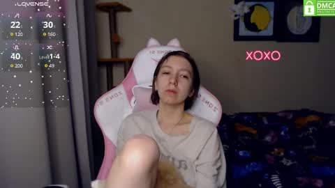 Leah  Gotty online show from December 6, 2:28 pm