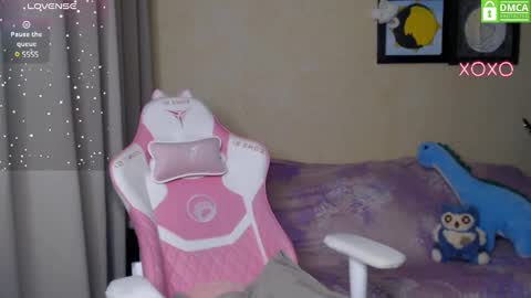 Snapshot of leah__gotty chatting on February 2, 4:26 am Leah Gotty online show from February 2, 4:26 am