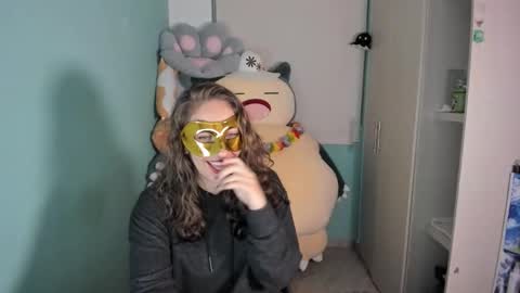 Snapshot of leah_sm chatting on February 24, 2:09 am Laura online show from February 24, 2:09 am