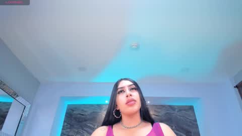 leahlombardi_ online show from February 6, 2:49 am