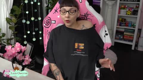 Snapshot of leahobscure chatting on September 21, 7:26 pm Leah online show from September 21, 7:26 pm