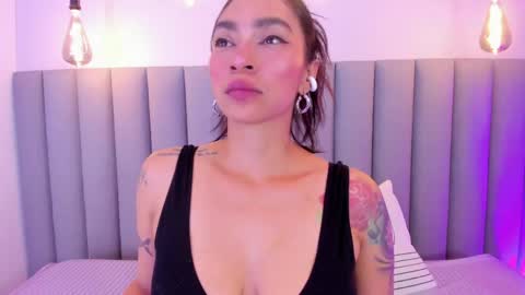 Hey Im Lea online show from May 28, 10:18 pm