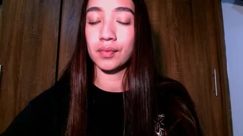 leanaalhub online show from February 1, 11:36 pm