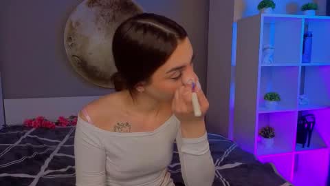 Sophie online show from March 23, 7:07 pm