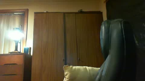 leathergreaser online show from December 26, 7:27 pm