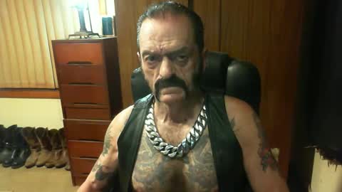 leathergreaser online show from January 3, 1:03 pm