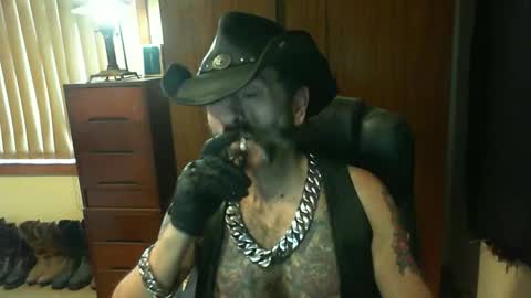 leathergreaser online show from September 15, 9:26 pm