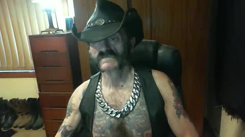 leathergreaser online show from September 29, 7:40 pm