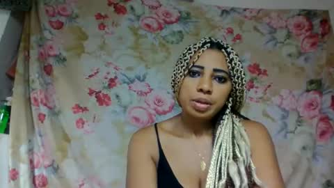 Snapshot of leatianaa chatting on June 7, 10:02 pm leatianaa online show from June 7, 10:02 pm