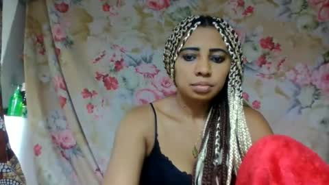 Snapshot of leatianaa chatting on June 9, 7:14 pm leatianaa online show from June 9, 7:14 pm