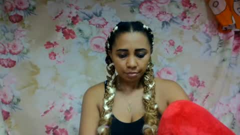 Snapshot of leatianaa chatting on June 18, 9:14 am leatianaa online show from June 18, 9:14 am