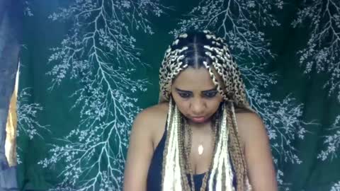 Snapshot of leatianaa chatting on June 23, 1:36 am leatianaa online show from June 23, 1:36 am