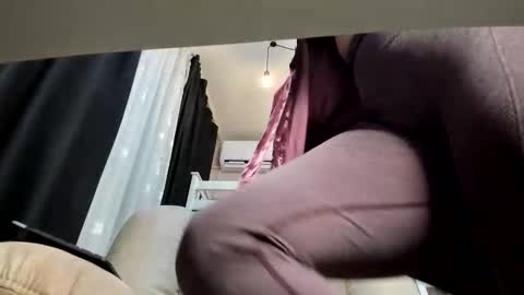 Snapshot of lecherous_wife chatting on October 18, 6:08 pm Anna  online show from October 18, 6:08 pm