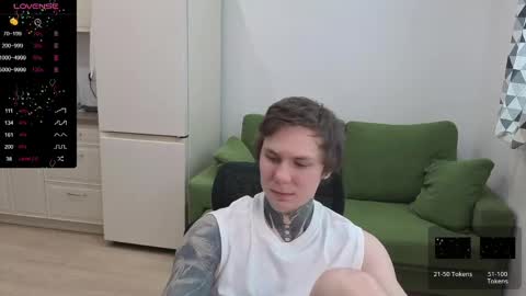 Snapshot of lechery_boy chatting on April 23, 8:24 am Lechery boy online show from April 23, 8:24 am